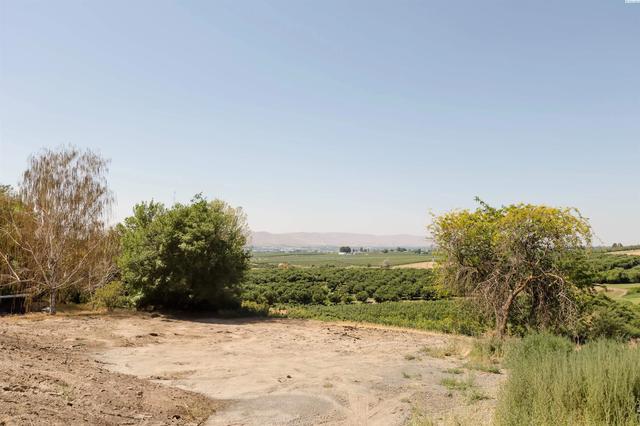 90209 W Hanks Rd, Prosser, WA 99350