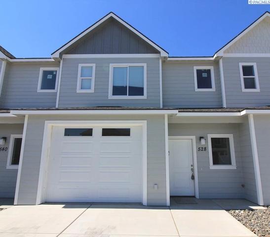 528 S Quillan Ct, Kennewick, WA 99337