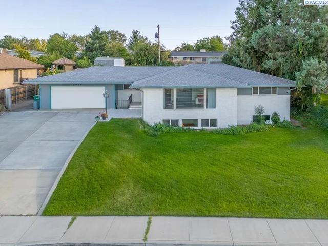 2923 W Canal Dr, Kennewick, WA 99336
