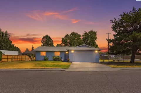 327 S Buchanan Ct, Kennewick, WA 99336