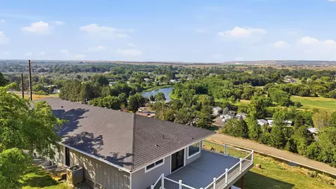 1830 N Artemis Ridge Pr NE, West Richland, WA 99353