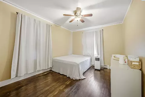 Bedroom - 225 SW Blaine St, Pullman, WA 99163 photo 1 of 2