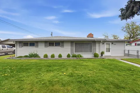903 E 27th, Kennewick, WA 99337