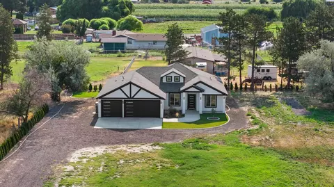 21562 E Sr 397, Kennewick, WA 99337