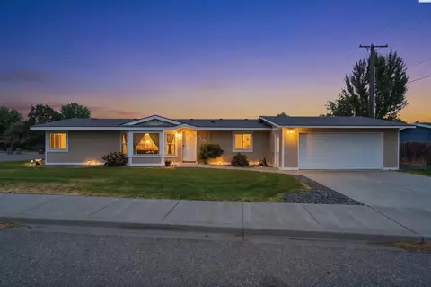 8606 W Yellowstone, Kennewick, WA 99336