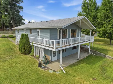403 S 3rd St, Garfield, WA 99130