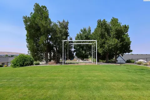 7131 Sandy Ridge Rd, Pasco, WA 99301 photo 9