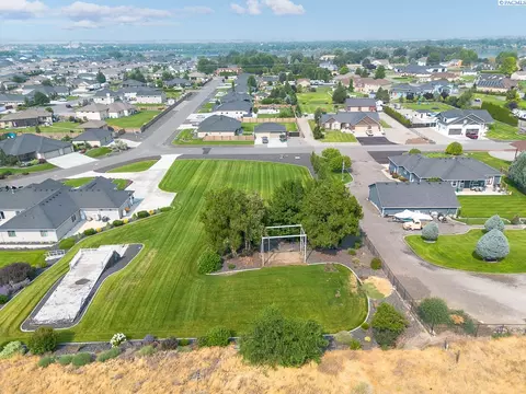 7131 Sandy Ridge Rd, Pasco, WA 99301 photo 4