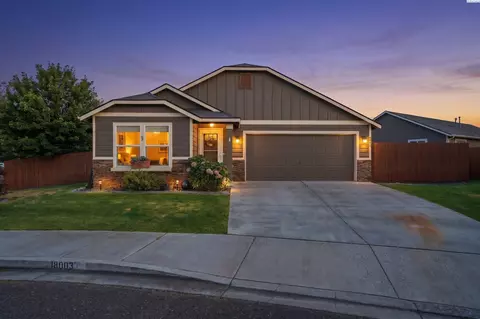 8003 W 5th St, Kennewick, WA 99336