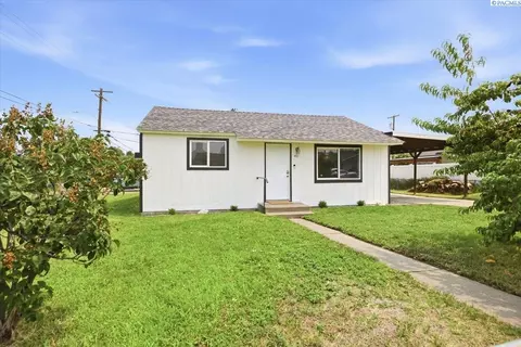401 S Yelm, Kennewick, WA 99336