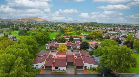 2031 Weiskopf Ct, Richland, WA 99352