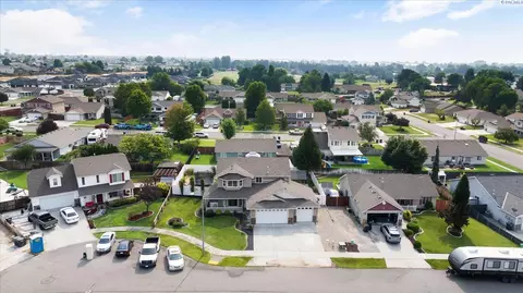 View/Area - 4015 Twilight Ct, Pasco, WA 99301 photo 1 of 5
