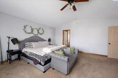Bedroom - 4015 Twilight Ct, Pasco, WA 99301 photo 7 of 7