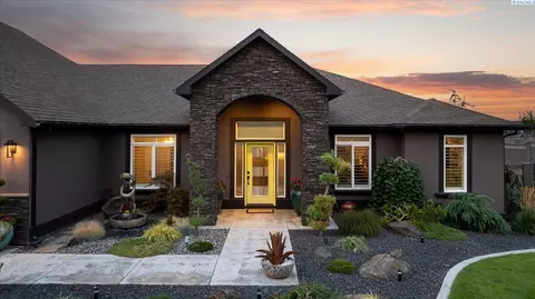 13605 S Maso Prse, Kennewick, WA 99338