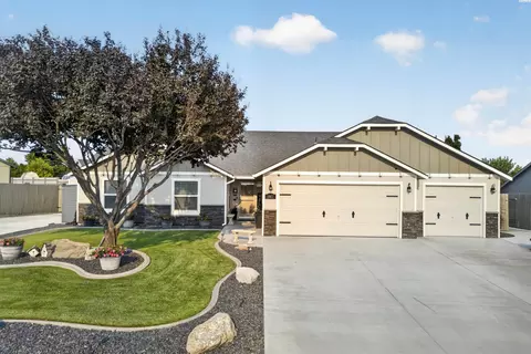 1902 Diamond Head Way, West Richland, WA 99353