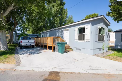 59 Log Ln, Richland, WA 99354