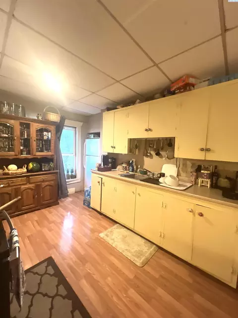 Kitchen - 200 E 3rd St, Grandview, WA 98930 photo 2 of 3