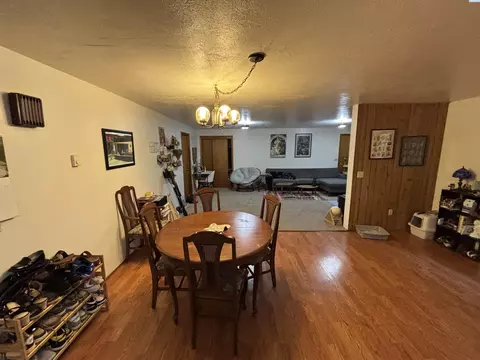Dining - 292 NW Sunrise Dr, Pullman, WA 99163 photo 2 of 3