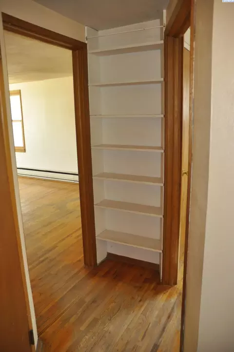 Entry Way - 105 E 7th St, Colfax, WA 99111 photo 1 of 4