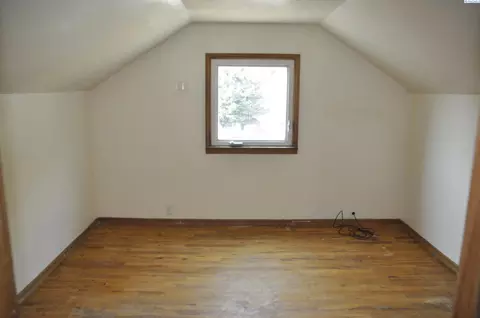 Bedroom - 105 E 7th St, Colfax, WA 99111 photo 2 of 3