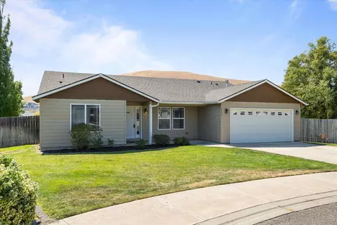 5703 Monica Ct, West Richland, WA 99353