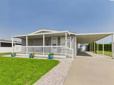 312 S Columbia Center Blvd #52, Kennewick, WA 99336
