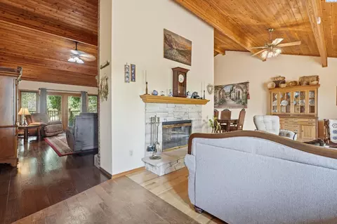 Entry Way - 3011 Birch Rd, Pasco, WA 99301 photo 2 of 2