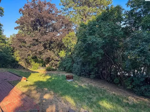 Exterior - 1645 NE Lower Dr, Pullman, WA 99163 photo 2 of 3