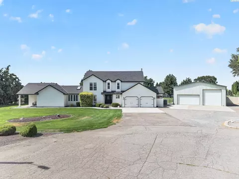 3803 Alderlake Ct, West Richland, WA 99353