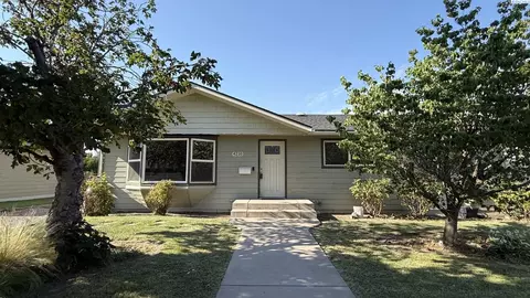 4210 W Metaline Ave, Kennewick, WA 99336