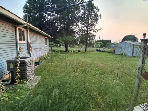 Exterior - 101 Canal Dr, Mesa, WA 99343 photo 10 of 16