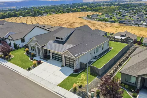 View/Area - 2319 Skyview Loop, Richland, WA 99352 photo 1 of 2