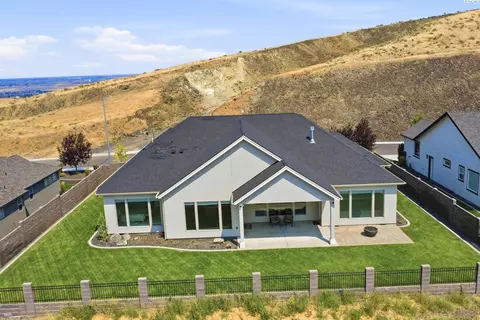 Exterior - 2319 Skyview Loop, Richland, WA 99352 photo 9 of 9