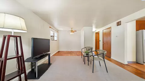 Living - 1735 N 18th Dr, Pasco, WA 99301 photo 3 of 4