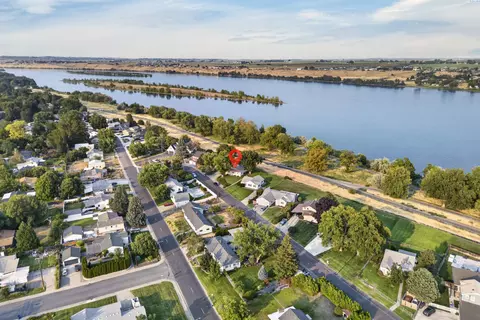 1734 Gaillard Pl, Richland, WA 99354