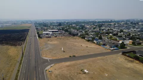 2605 E A St, Pasco, WA photo 4