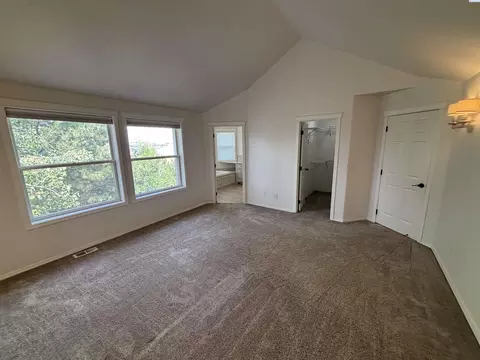 Bedroom - 320 NW Brandon Dr, Pullman, WA 99163 photo 1 of 4