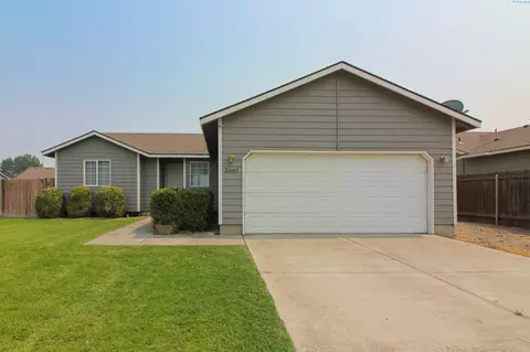 2815 S Underwood St, Kennewick, WA 99337
