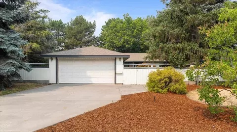 2407 Michael Ave, Richland, WA 99352