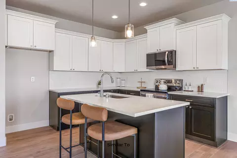 7521 Grapevine Ct, West Richland, WA 99353