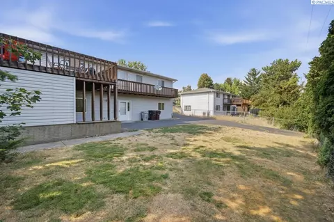 Exterior - 445-447 NW North St, Pullman, WA 99163 photo 3 of 3