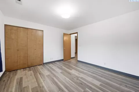 Bedroom - 445-447 NW North St, Pullman, WA 99163 photo 9 of 9