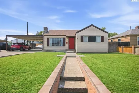 738 E 4th Ave, Kennewick, WA 99336