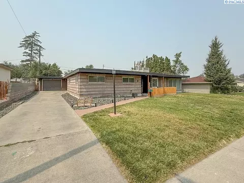 738 S Sharron St, Kennewick, WA 99336