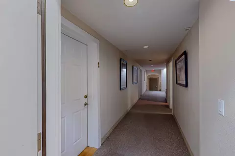 Entry Way - 139 Grand Ave, Pullman, WA 99163 photo 5 of 6