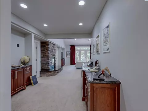 Entry Way - 139 Grand Ave, Pullman, WA 99163 photo 3 of 6