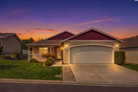 1691 Cactus Loop, Richland, WA 99352