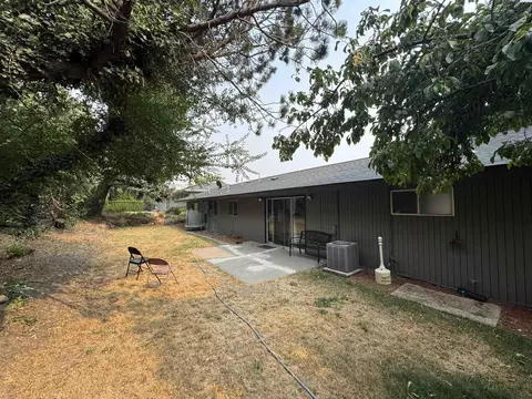 Exterior - 320 SE Nebraska, Pullman, WA 99163 photo 5 of 5