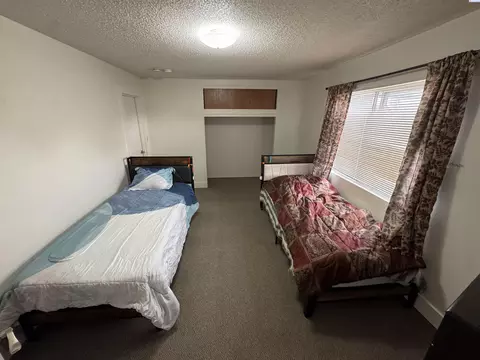Bedroom - 320 SE Nebraska, Pullman, WA 99163 photo 3 of 4
