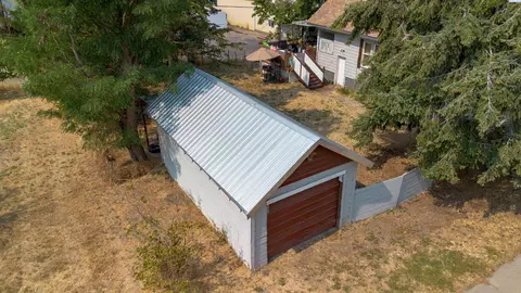 View/Area - 307 C St, Endicott, WA 99125 photo 1 of 2